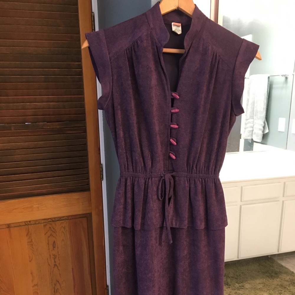 Vintage S/M Purple Peplum Stretchy Dress